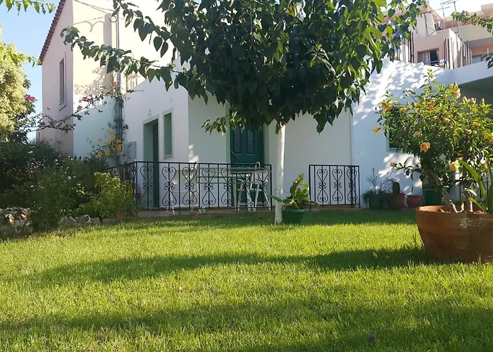 Ampeli Apartments